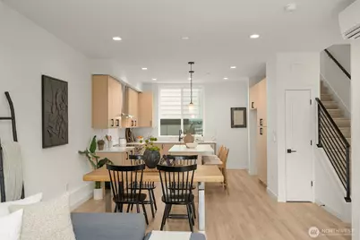 1912 A Ferry Avenue SW, Seattle, WA 98116 - Photo 17