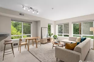 2530 15th Ave W, Seattle, WA 98119 - Photo 3