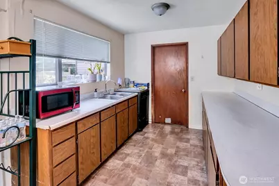 8090 Silva Ave SE, Snoqualmie, WA 98065 - Photo 11