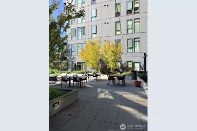 1085 103rd Avenue NE #220, Bellevue, WA 98004 - Photo 25