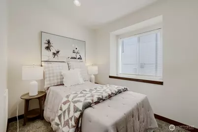 9519 8th Avenue NW #B, Seattle, WA 98117 - Photo 13