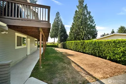 16038 68th Avenue W, Edmonds, WA 98026 - Photo 37