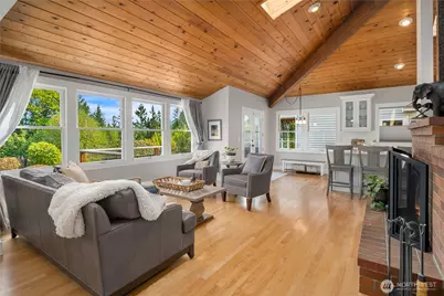 1718 292nd Place NE, Carnation, WA 98014 - Photo 3