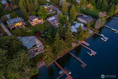 1300 8th Street W, Kirkland, WA 98033 - Photo 1