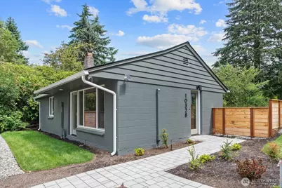 10328 Ashworth Avenue N, Seattle, WA 98133 - Photo 1