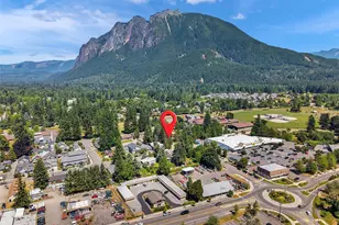 352 E 2nd St, North Bend, WA 98045 - Photo 5