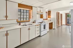 6322 5th Ave NE, Seattle, WA 98115 - Photo 19