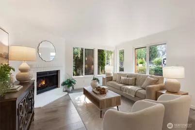 10822 NE 148th Lane #J102, Bothell, WA 98011 - Photo 11