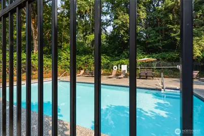 10822 NE 148th Lane #J102, Bothell, WA 98011 - Photo 25