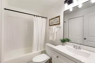 10822 NE 148th Lane #J102, Bothell, WA 98011 - Photo 13