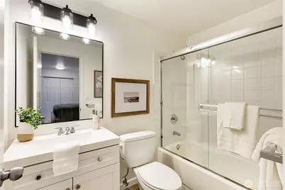 10822 NE 148th Lane #J102, Bothell, WA 98011 - Photo 21