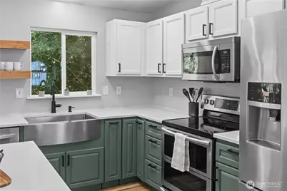 8409 4th Place SE, Lake Stevens, WA 98258 - Photo 9