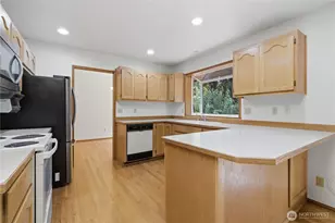 5536 70th St NE, Marysville, WA 98270 - Photo 5