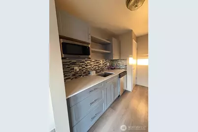 5711 122nd Pl SE #218, Bellevue, WA 98006 - Photo 3