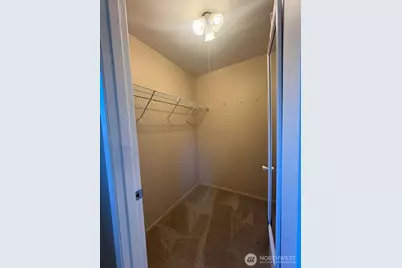 5711 122nd Pl SE #218, Bellevue, WA 98006 - Photo 7