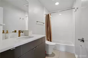 11530 Greenwood Ave N, Seattle, WA 98133 - Photo 5