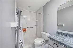 19507 86th Ave W, Edmonds, WA 98026 - Photo 27