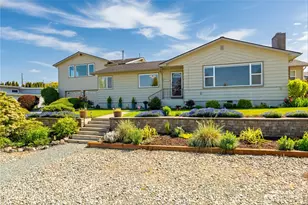 1119 Longview Ave, Anacortes, WA 98221 - Photo 5