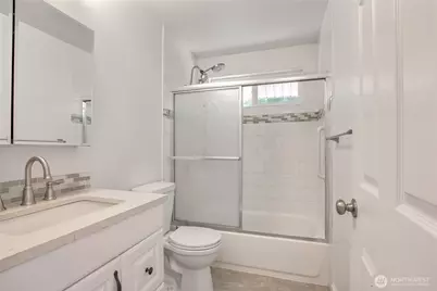 21815 6th Avenue W, Bothell, WA 98021 - Photo 17