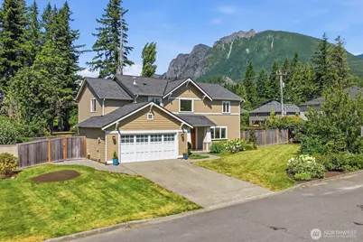 890 SE 10th Street, North Bend, WA 98045 - Photo 1