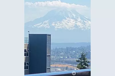 210 Broadway #6, Tacoma, WA 98402 - Photo 3