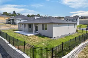 1320 W Pax Ct, Sunnyside, WA 98944 - Photo 31