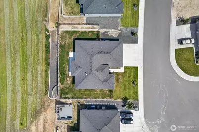 1320 W Pax Court, Sunnyside, WA 98944 - Photo 33