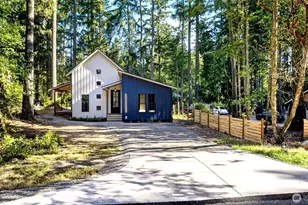 11215 Juniper Pl, Anderson Island, WA 98303 - Photo 1