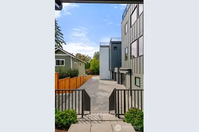 6030 41st Avenue NE, Seattle, WA 98115 - Photo 21