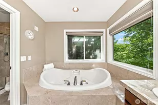 13915 SE 238th Pl, Kent, WA 98042 - Photo 21