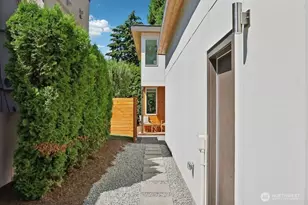 404 N 127th St, Seattle, WA 98133 - Photo 35
