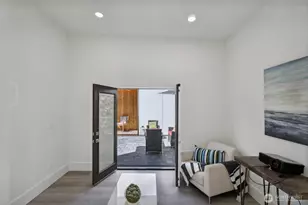 404 N 127th St, Seattle, WA 98133 - Photo 27