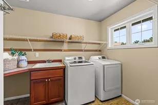 1409 271st Pl SE, Sammamish, WA 98075 - Photo 31