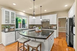 1409 271st Pl SE, Sammamish, WA 98075 - Photo 9