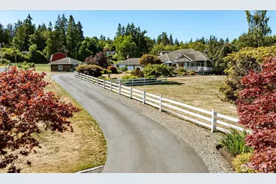 1967 Hillvista Place, Freeland, WA 98249 - Photo 3