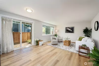 7505 212th Street SW #C102, Edmonds, WA 98026 - Photo 11
