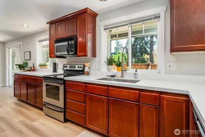 7505 212th Street SW #C102, Edmonds, WA 98026 - Photo 15