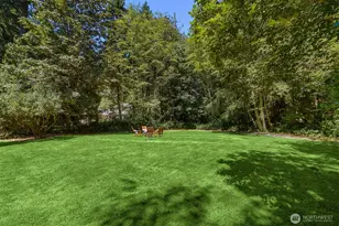 8960 NE Day Rd, Bainbridge Island, WA 98110 - Photo 21