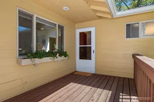 8960 NE Day Rd, Bainbridge Island, WA 98110 - Photo 3