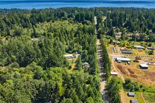 8960 NE Day Rd, Bainbridge Island, WA 98110 - Photo 33