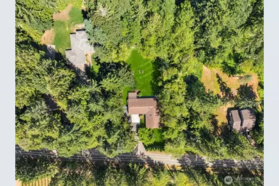 8960 NE Day Road, Bainbridge Island, WA 98110 - Photo 39