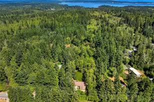 8960 NE Day Rd, Bainbridge Island, WA 98110 - Photo 31