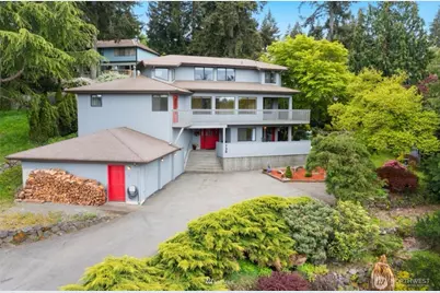 739 NE Woods Court, Bremerton, WA 98311 - Photo 1