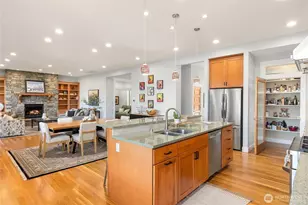 8300 NE Hidden Cove Rd, Bainbridge Island, WA 98110 - Photo 9