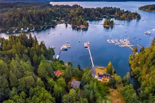8300 NE Hidden Cove Rd, Bainbridge Island, WA 98110 - Photo 37
