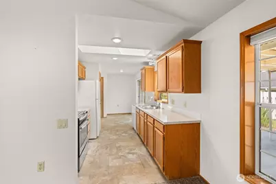 1229 Searle Drive, Centralia, WA 98531 - Photo 9