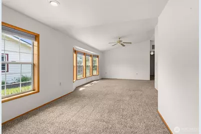 1229 Searle Drive, Centralia, WA 98531 - Photo 5