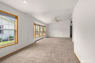 1229 Searle Dr, Centralia, WA 98531 - Photo 5