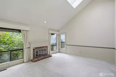 104 168th Avenue NE, Bellevue, WA 98008 - Photo 7