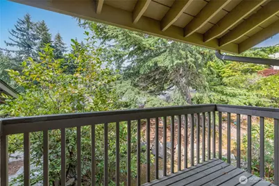 104 168th Avenue NE, Bellevue, WA 98008 - Photo 27